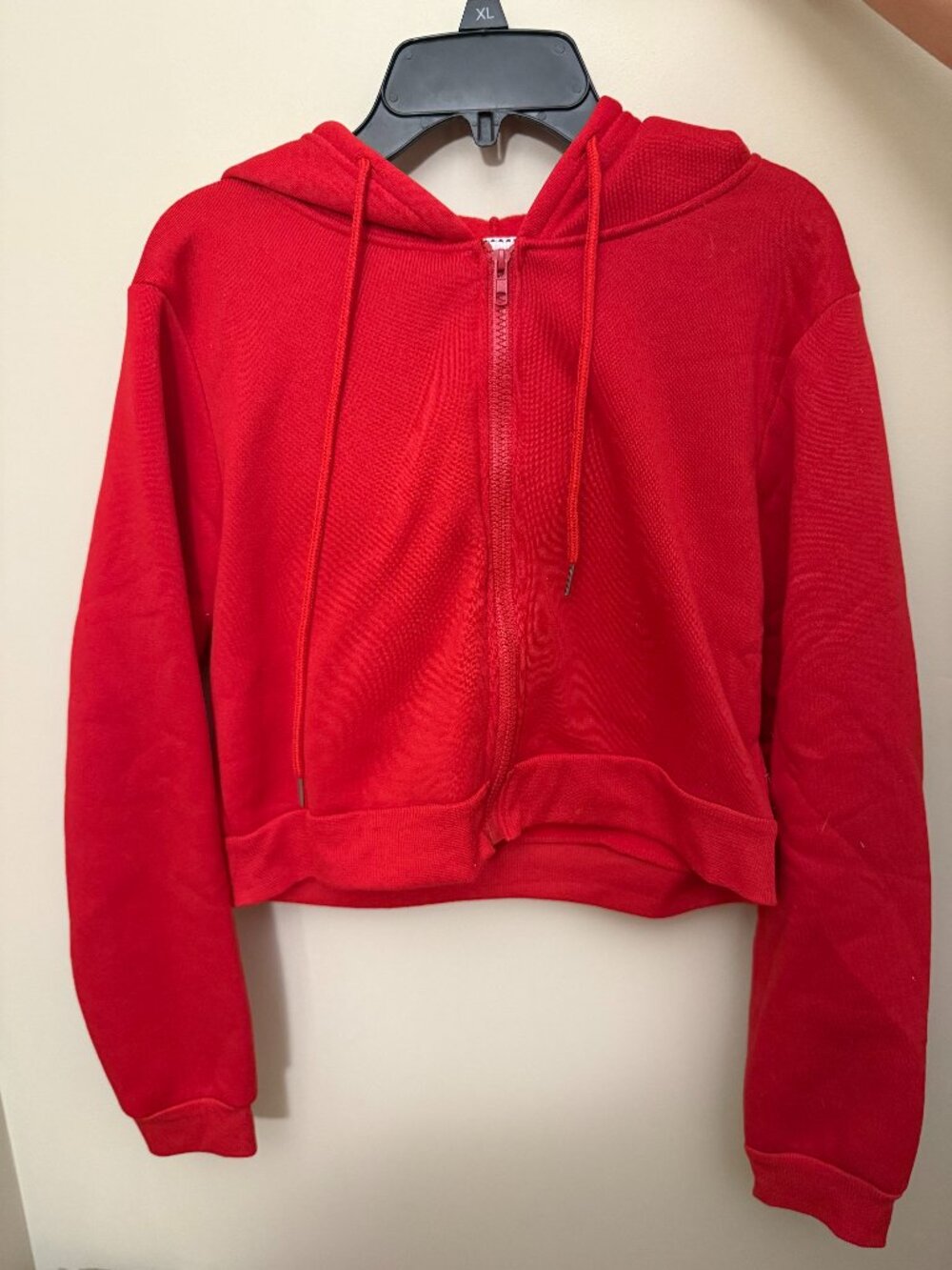 Red cropped zip-up hoodie jacket